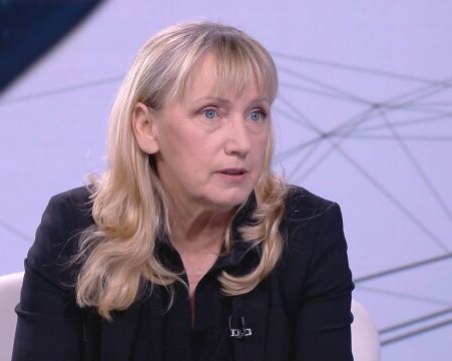 Елена Йончева: Получихме засилен контрол по границата с Румъния - това е обратното на Шенген