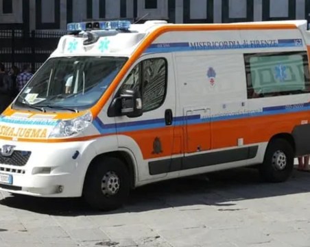 Под се срина по време на сватба в Италия, десетки са ранени