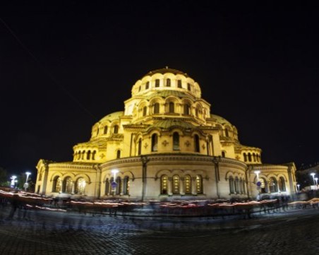 НАП срещу църквата: Светият синод не е съгласен държавата да проверява сметките му