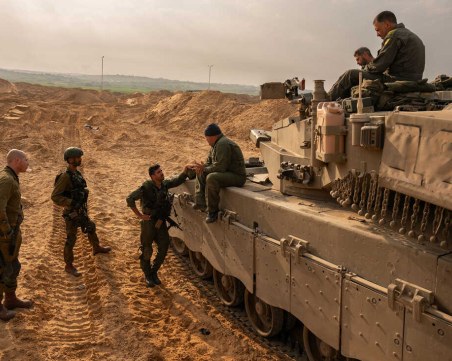 Пленени израелски заложници към Израел: Спрете настъпленията