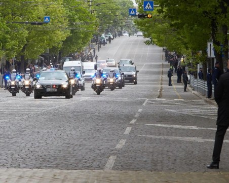 НСО чака 3 бронирани мерцедеса за 3 млн. лв., ще возят президента, премиера и шефа на НС