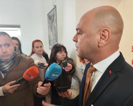 Димитров за преместването на Альоша: Нека първо изградим нещо и решим проблемите, които касаят хората