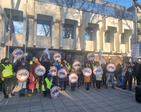 Протестиращи срещу кариерата в Горнослав: РИОСВ си свърши работата, чакаме това и от съда