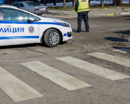 Психичноболен удари без причина жена в Пловдив, докато чака да пресече на пешеходна пътека