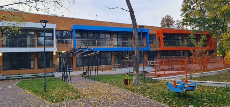 Родители недоумяват: Защо нова детска градина за 4 млн. лева в Пловдив стои под ключ?