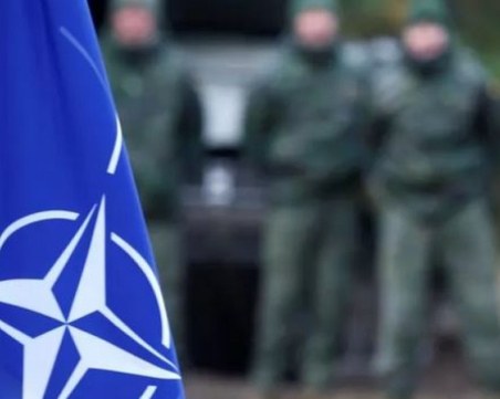 НАТО: Трябва да се подготвим за война с Русия