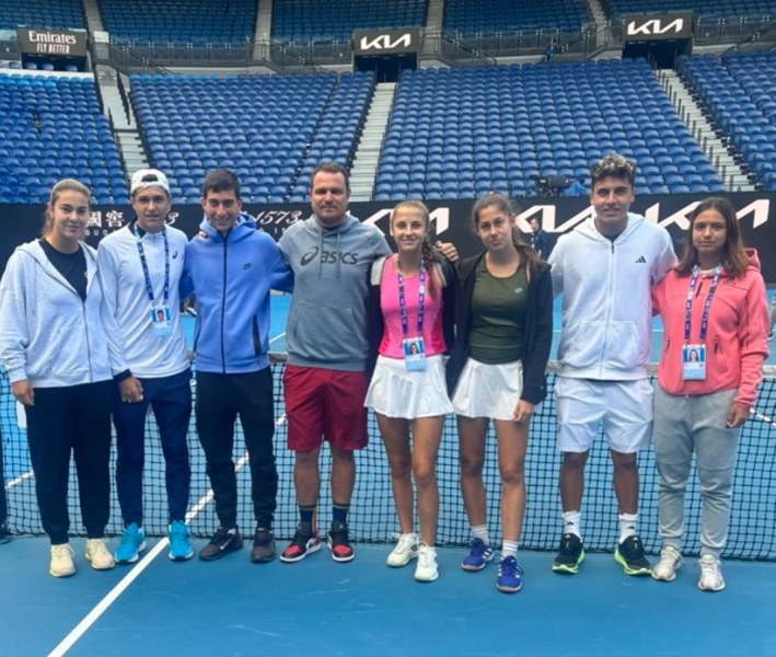 Българските тенисисти научиха съперниците в основната схема при юношите и девойките на Australian Open