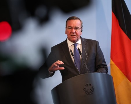 НАТО и Германия трябва да са готови за евнтуално руско нападение