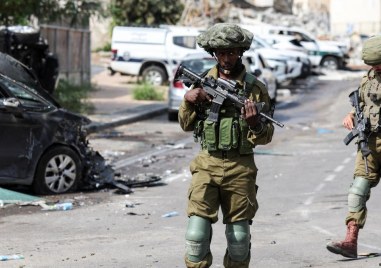 Израелската армия обяви днес че в понеделник 21 нейни войници