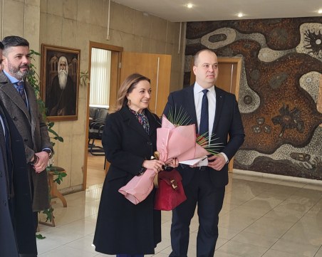 Областният управител Илия Зюмбилев посрещна италианския посланик Н. Пр. Джузепина Дзара