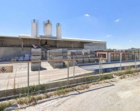 Фирма отказа да махне незаконната си помпена станция, изпускала отпадни води в река в Пловдивско