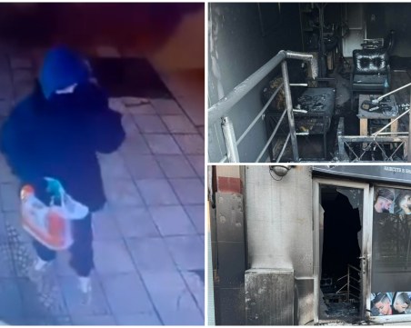 Камера запечата момента, в който мъж подпалва бръснарско студио в Смирненски