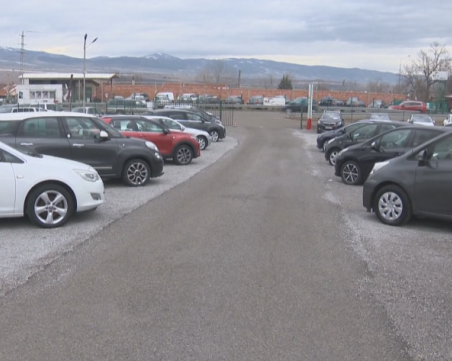 Близо 80% скок на данъците за стари автомобили предвижда проектозакон