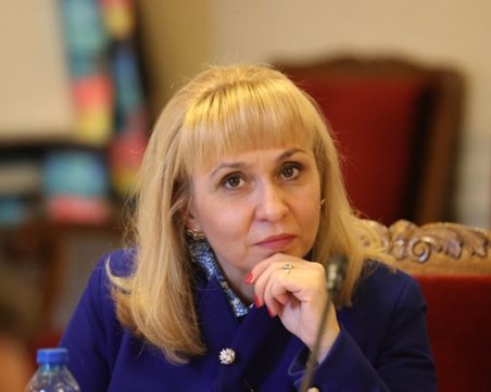 Омбудсманът: Неоснователно е искането на мобилните оператори за вдигането на таксите