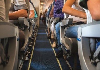 Пътуването със самолет не е сред любимите преживявания за мнозина