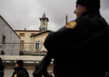 Задържан е един заподозрян за убийството на турски гражданин в католическа