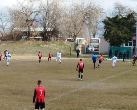 Локомотив II надделя с 3:1 над Родопа в контрола