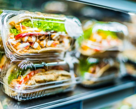 Има ли как да не плащаме скъпите кутии за храна за вкъщи