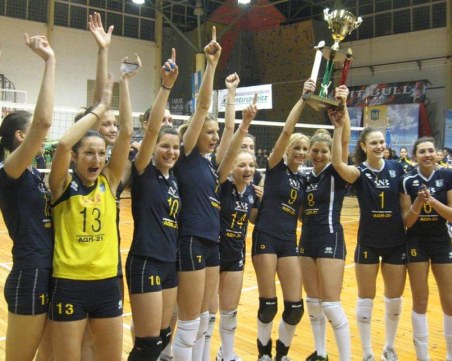 Марица пуска специален търг с екипа на Диана Малинова от финала за Купата през 2012-та година