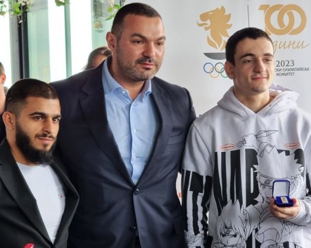 Председателят на федерацията по щанги подава оставка