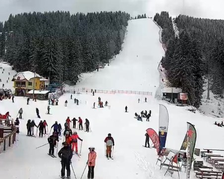 Снежната покривка в Пампорово вече е 40 сантиметра