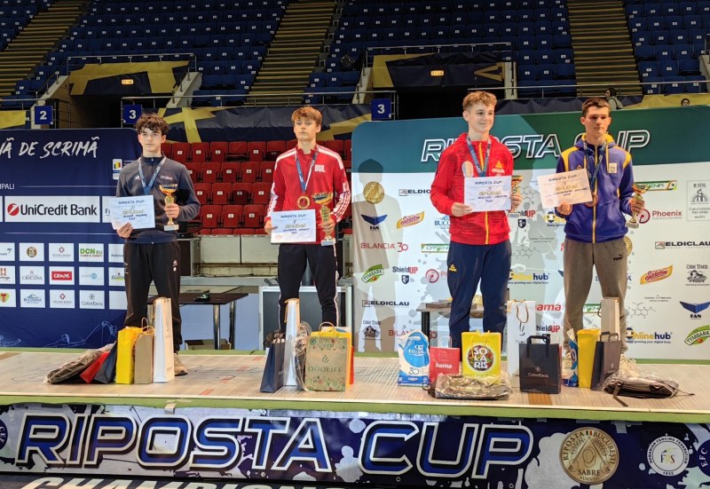 Страхотно постижение! Пловдивски фехтовач с двойна титла от Европейската купа за кадети в Букурещ