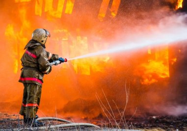 За последното денонощие са потушени общо 88 пожара няма пострадали