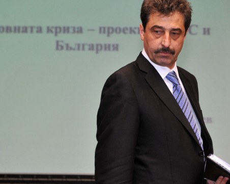 Окончателно: Цветан Василев с европейска заповед за арест