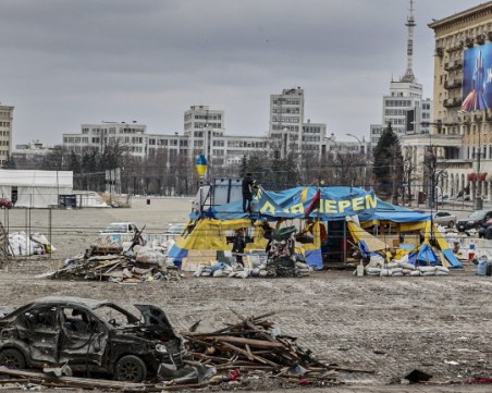 Атака с дронове в Харков тази нощ, има ранени