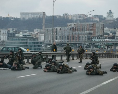 Киев променя възрастта за военна мобилизация