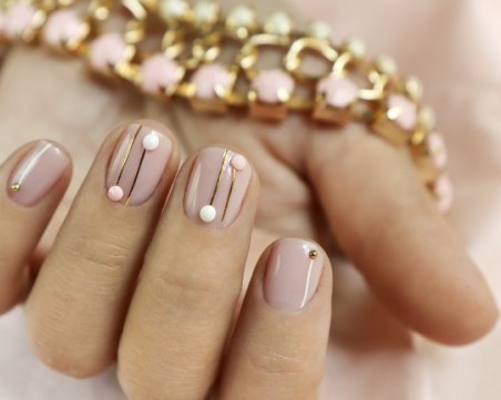 Най-актуалният маникюр за февруари 2024