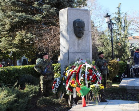 Пловдив почете 170-ата годишнина на Стефан Стамболов