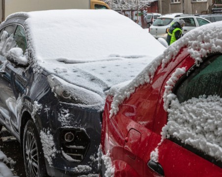 Повечето нови автомобили са по-широки от паркоместата