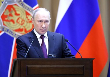 Президентът на Русия Владимир Путин призова банките в страната да