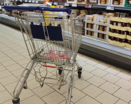 Сиренето и млякото ни най-скъпи в ЕС, каймата поскъпнала с 31% за година