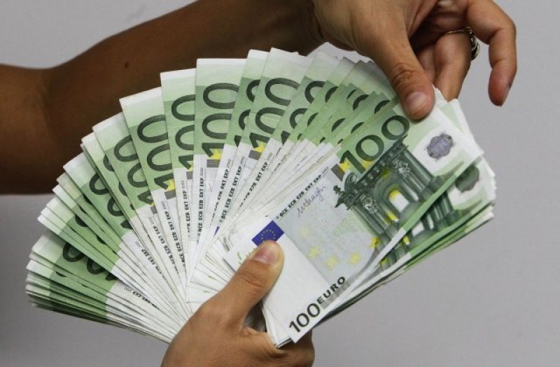 Народното събрание окончателно прие проектозакона за еврото като парична единица