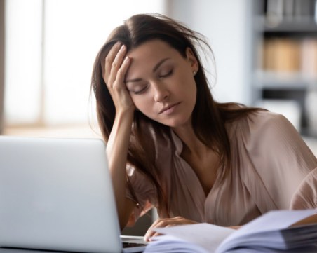 Как спим по няколко секунди, без да разбираме