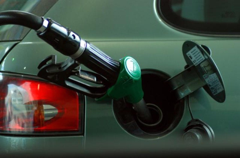 В момента цените на горивата са стабилни. Замяната на руския петрол