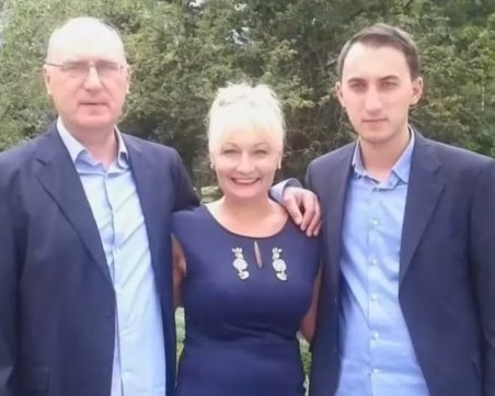 Ученици помогнаха на любимата си учителка в борбата на сина й с тежко заболяване