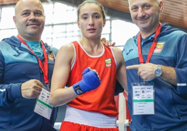 Пловдивчанката Венелина Поптолева осигури втори четвъртфинал за България в категория