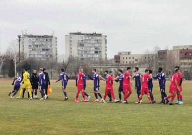 Спартак Пловдив ще проведе още една контролна среща от зимната