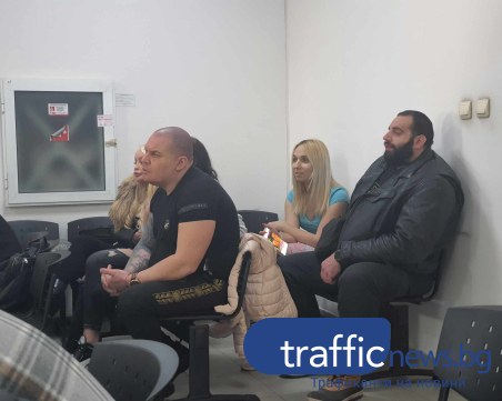 Обръща ли се делото за скандалния клип в мола? Денислав твърди, че не е заплашван, но го било страх