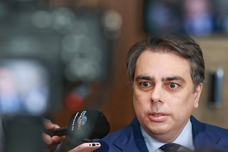 Министърът на финансите Асен Василев има планирани срещи с ръководствата