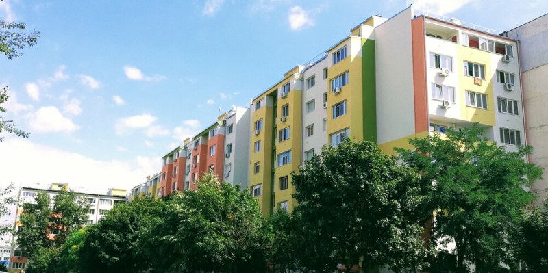 Около 1,5 млн. жилища в България не са обитавани