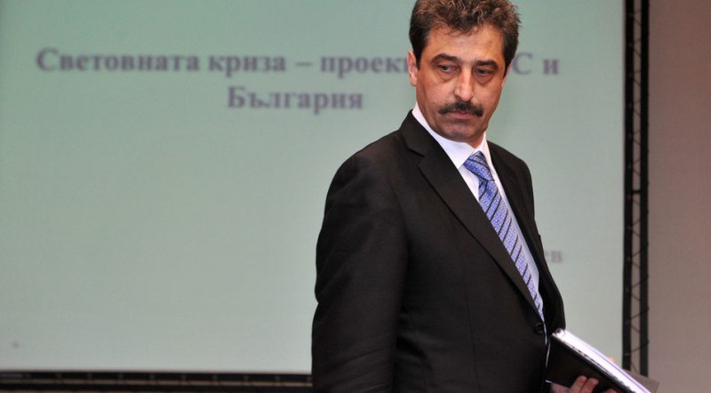 Бившият банкер Цветан Василев съди бившия главен прокурор Иван Гешев