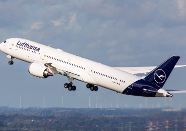 Пътниците чиито полети с Lufthansa са били отменени заради утрешната