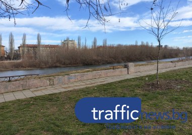 Обратите с почистването на река Марица с която Община Пловдив