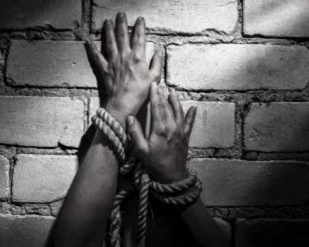 Държавата отпуска повече пари за жертвите на трафик на хора