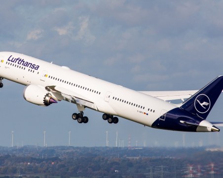 Отменят 90% от полетите на Lufthansa