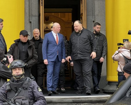 Росен Желязков в Киев: Ние няма да ви изоставим, докато Украйна не си върне живота